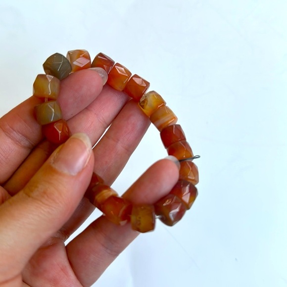 NWT Chicos Red and Brown Stretch Beaded Bracelet - Picture 2 of 6